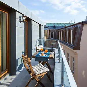Apartment Modern Charvatova, Prague