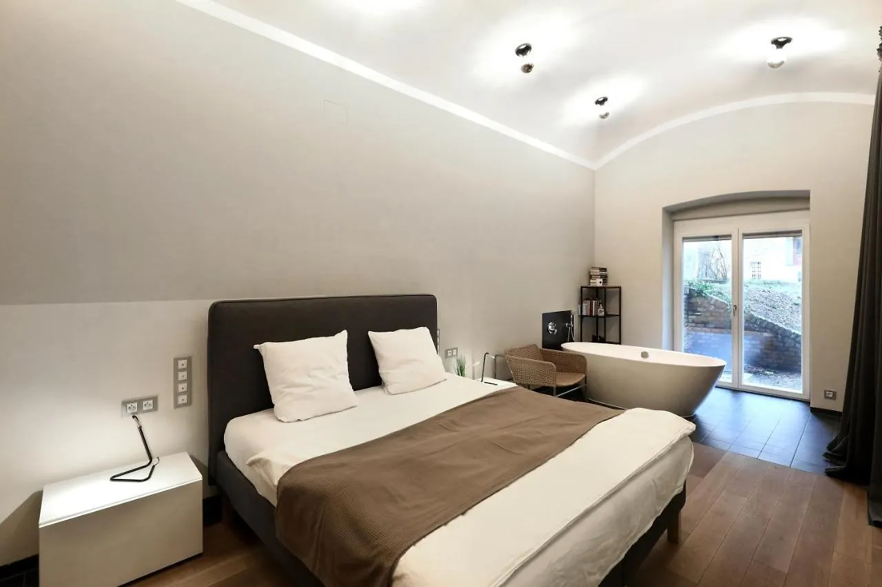 Appartement Design Loft 2 Minutes To Wenceslas Square Praag Tsjechië